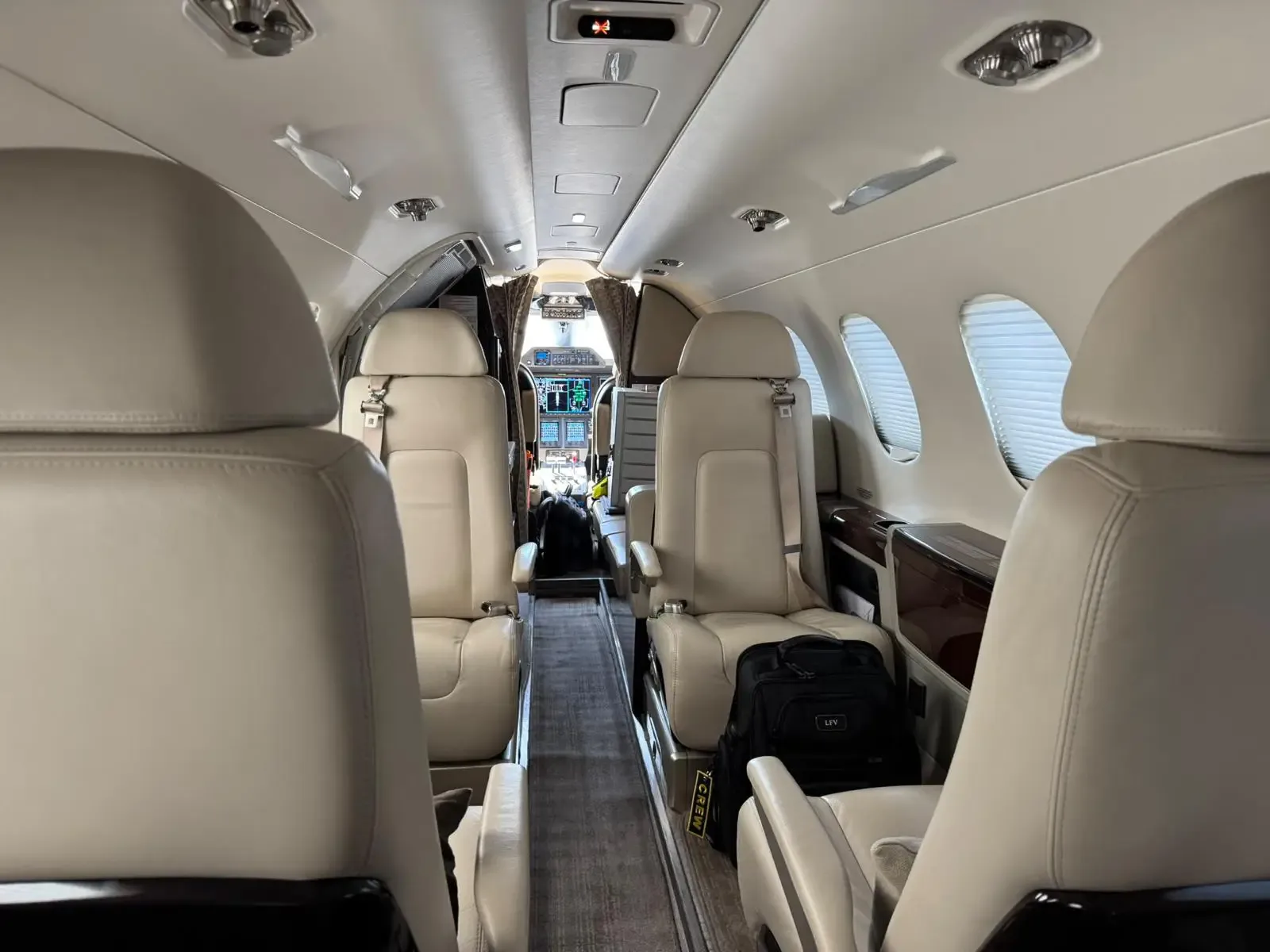 Cabin interior of a Embraer Phenom 300.