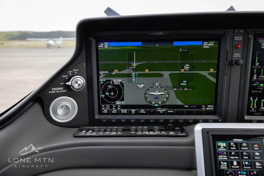 Avionics suite of a 2025 Cirrus SR22T G7+.