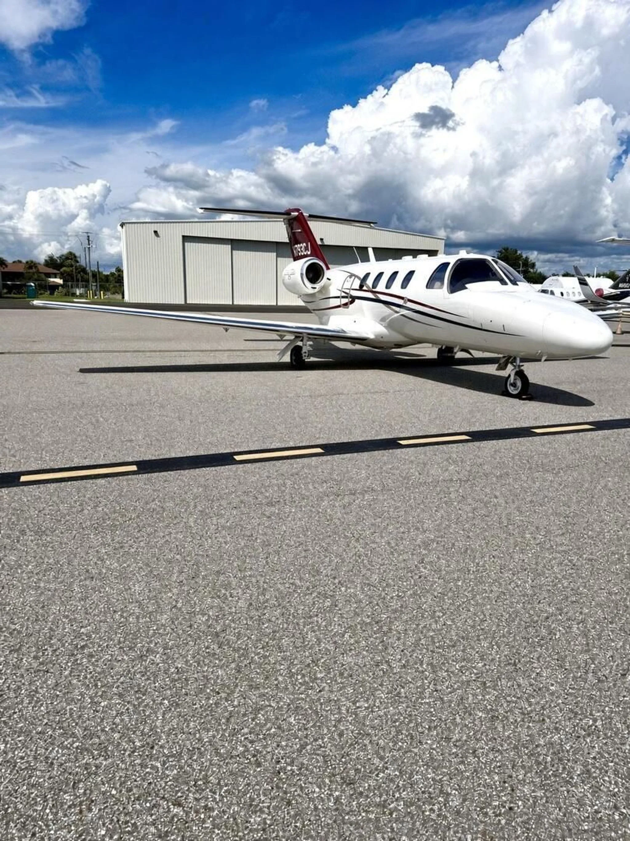 Exterior view of a 1993 CESSNA CITATION JET, N793CJ.