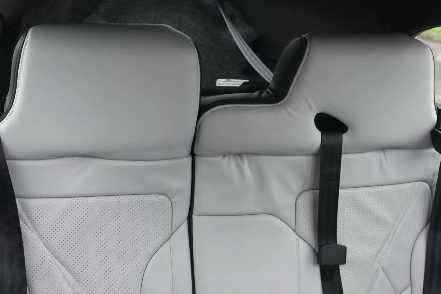 Cabin interior of a 2021 Cirrus SR22-G6 TURBO.