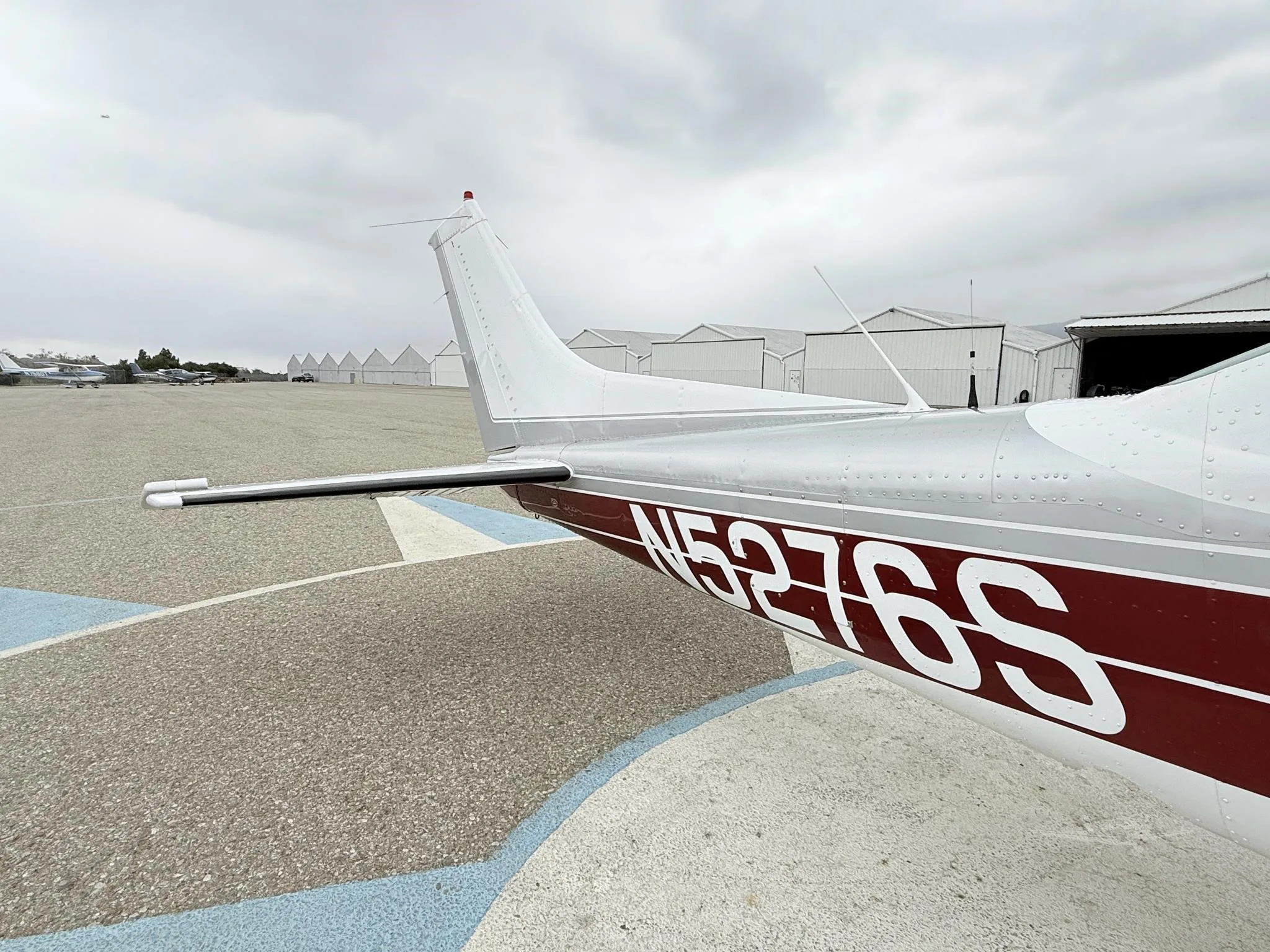 Exterior view of a 1980 CESSNA TURBO R182RG SKYLANE, N5276S.