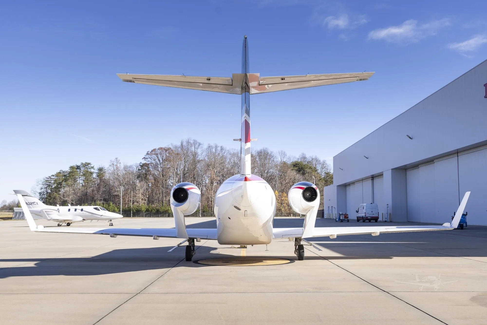 Exterior view of a 2018 HONDA JET APMG, N1RJ.
