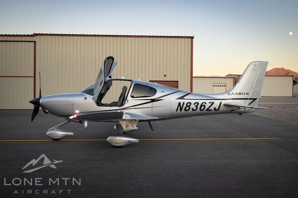 Exterior view of a 2023 Cirrus SR22T G6 GTS.