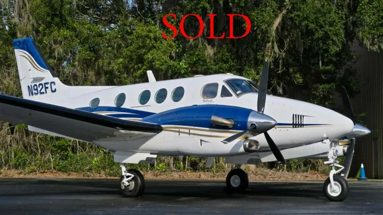 Exterior view of a 2021 Beechcraft King Air 360, N726TR.