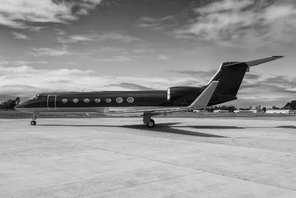 Marketing image of a 2014 Gulfstream G550.