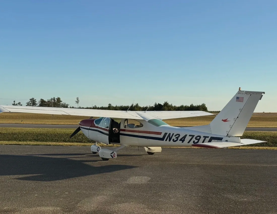 Exterior view of a 1968 Cessna 177 "Cardinal", N3479T.
