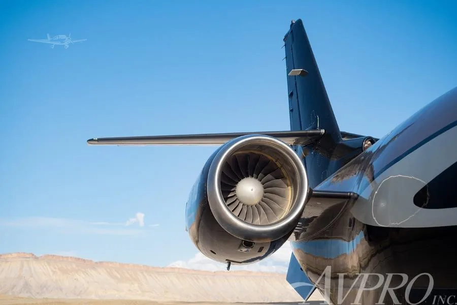 Engine detail of a 2002 GULFSTREAM G200.