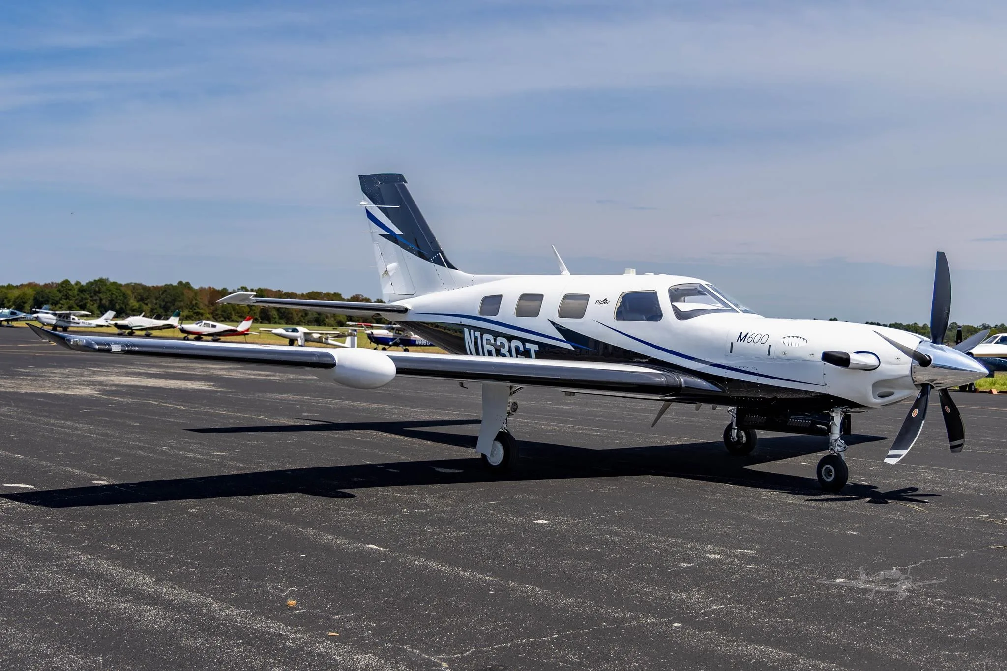 Exterior view of a 2019 PIPER M600, N163GT.