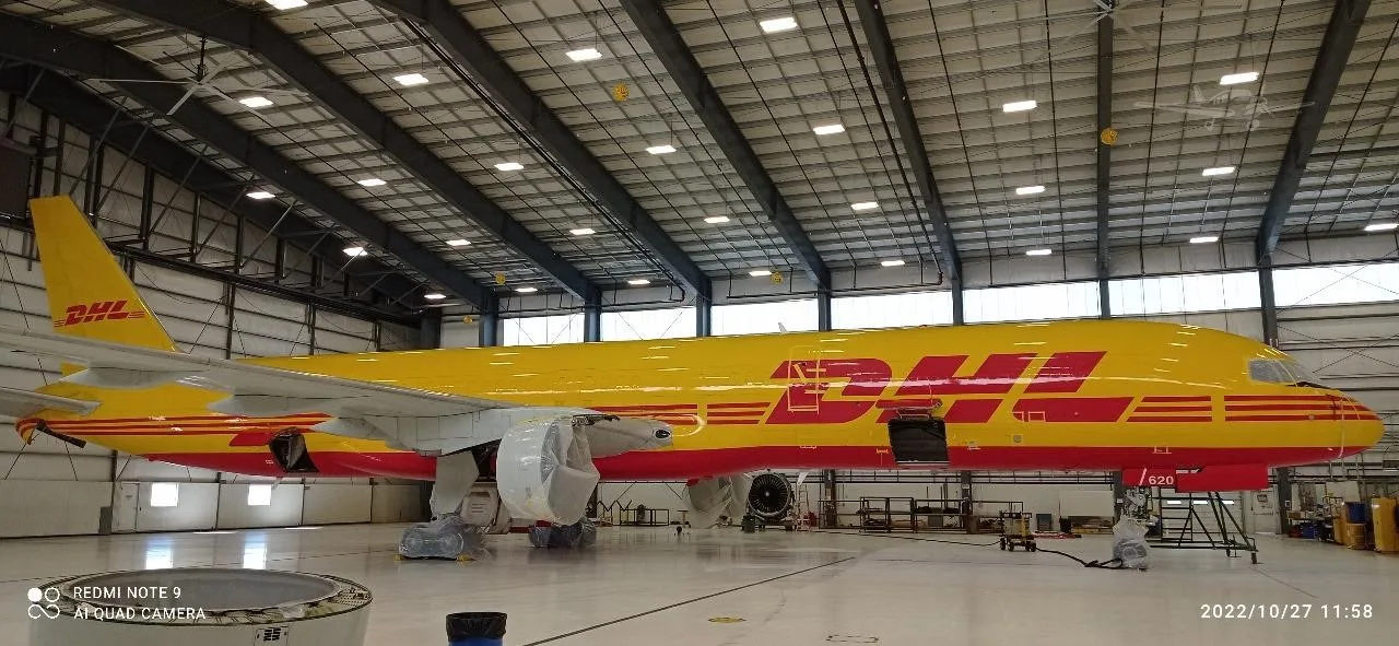 Exterior view of a BOEING 757-200, N620DL.