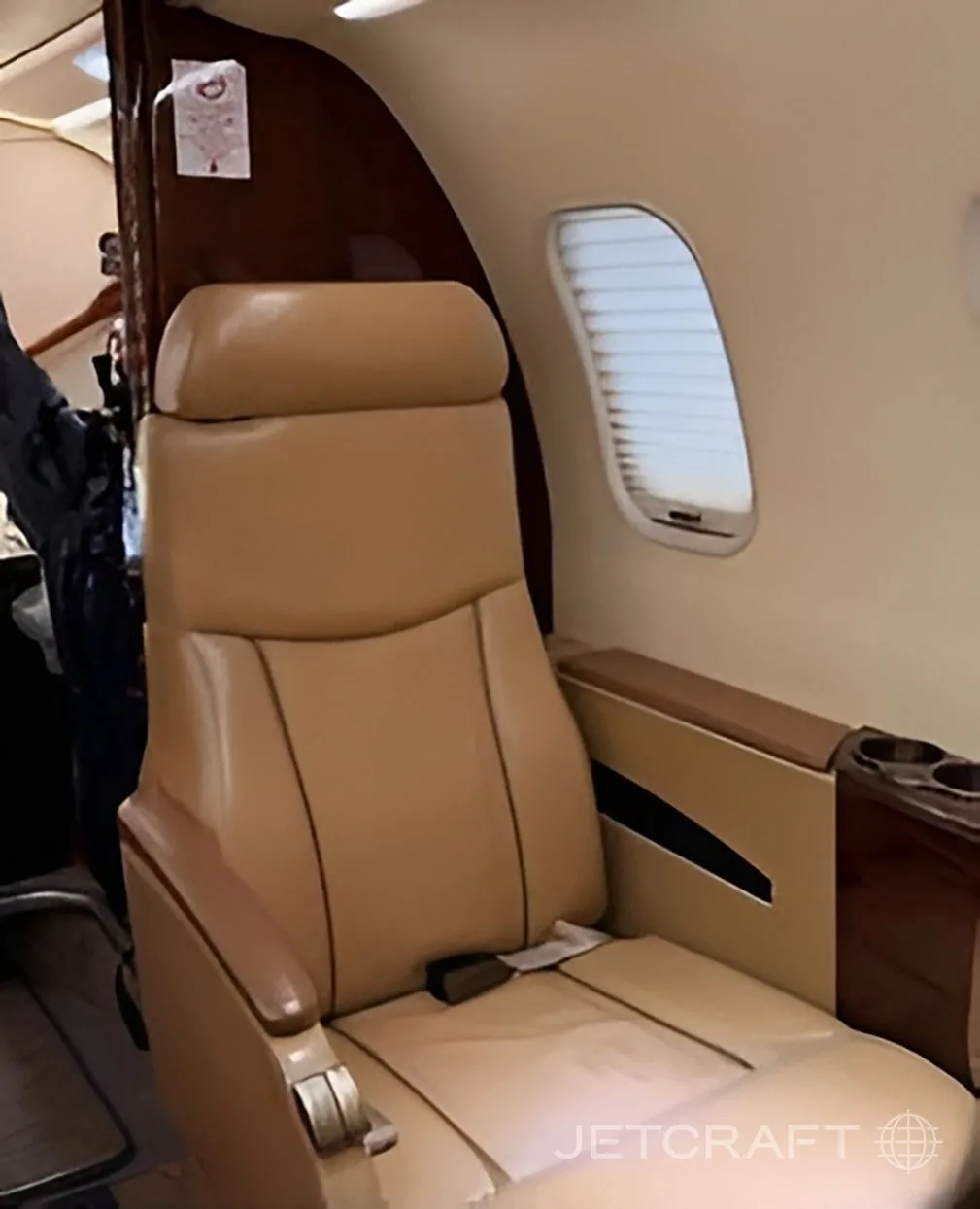 Cabin interior of a 2008 Learjet 40XR.