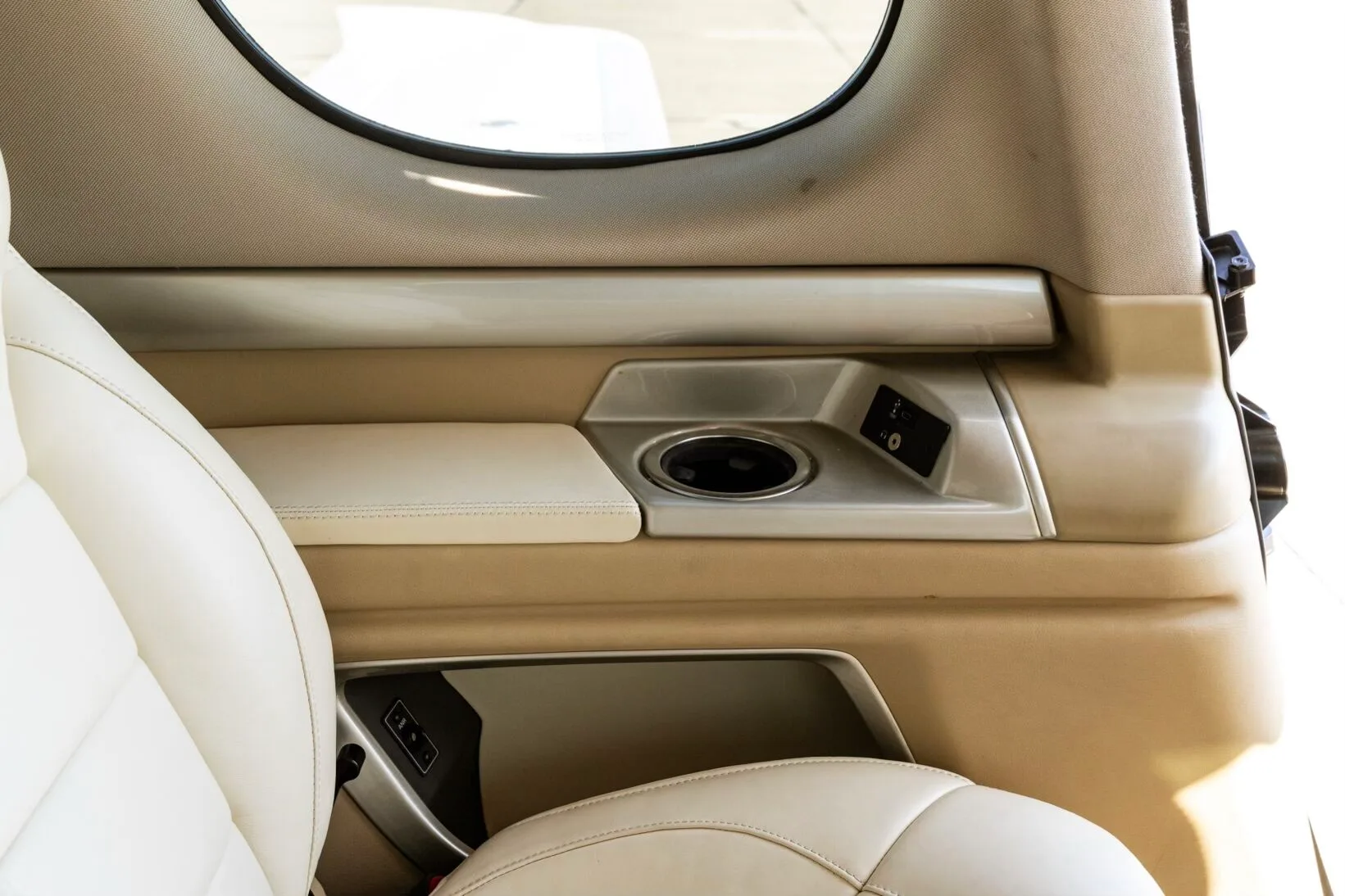 Cabin interior of a 2022 Cirrus SF50-G2+ Elite.