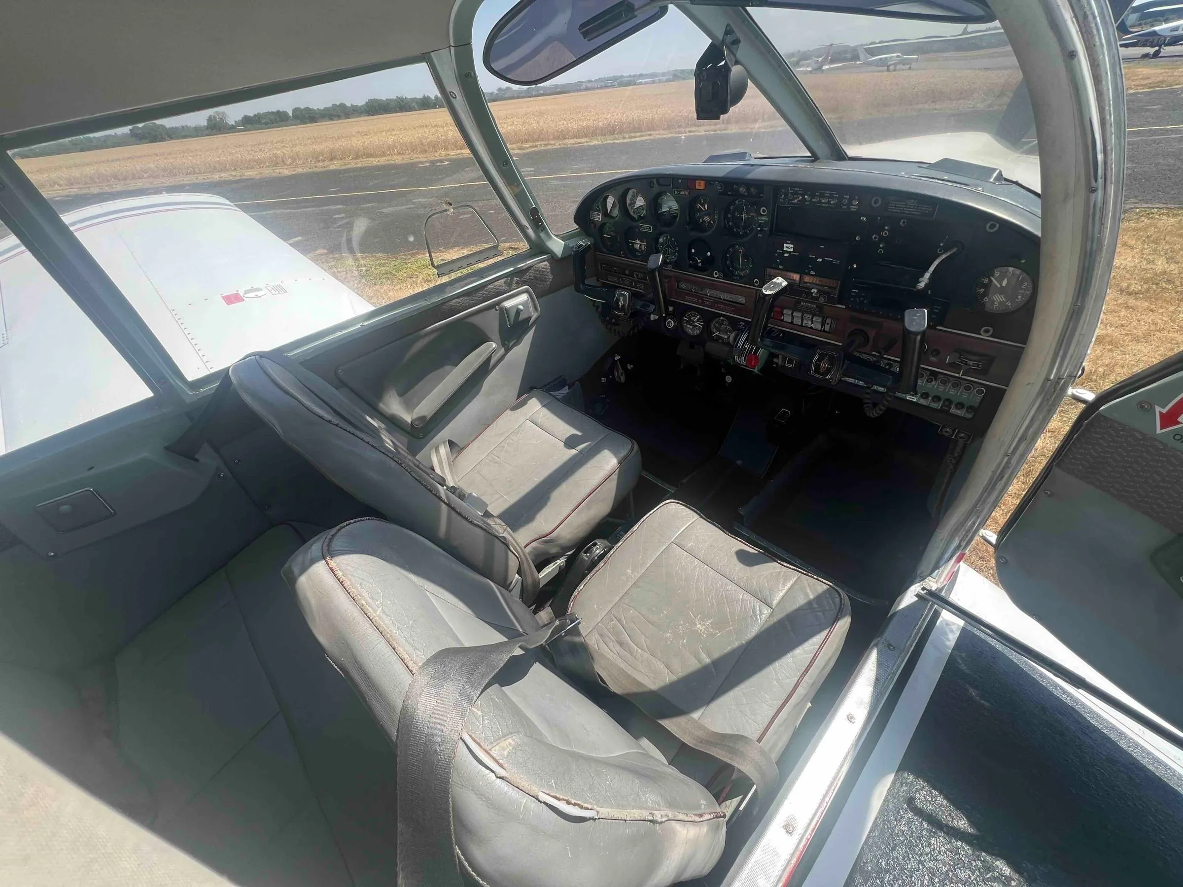 Cockpit and instrument panel of a 1968 Piper PA-28R-180 Arrow.