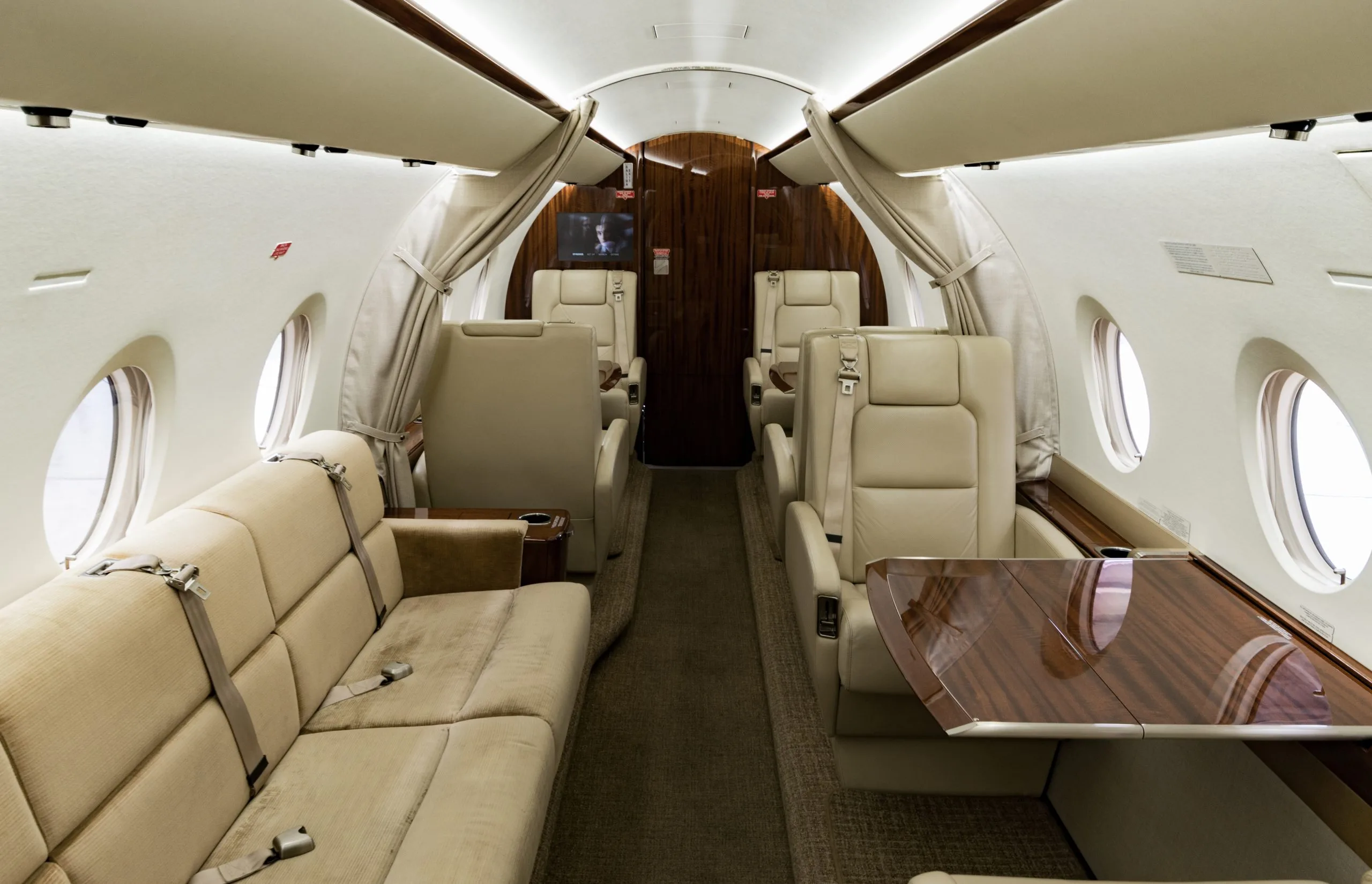 Cabin interior of a Gulfstream G280.