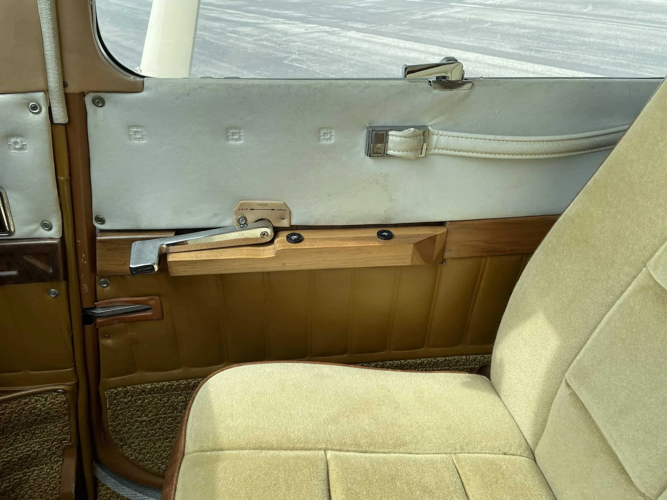 Cabin interior of a 1979 Cessna TR182.