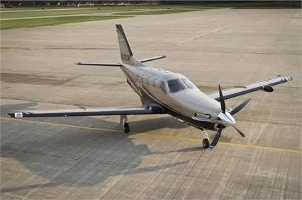 Exterior view of a 2010 DAHER TBM 850, N616CM.