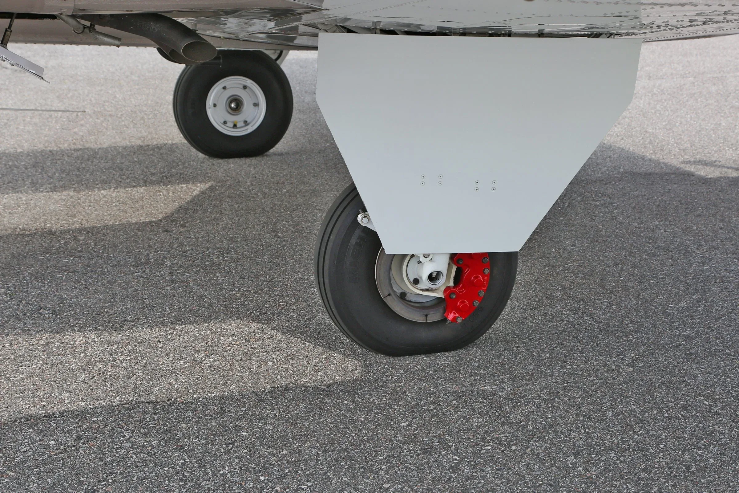 Engine detail of a 2014 Beech BARON.