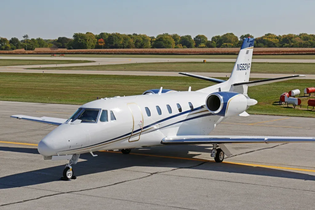 Exterior view of a Cessna Citation XLS –, N562VP.