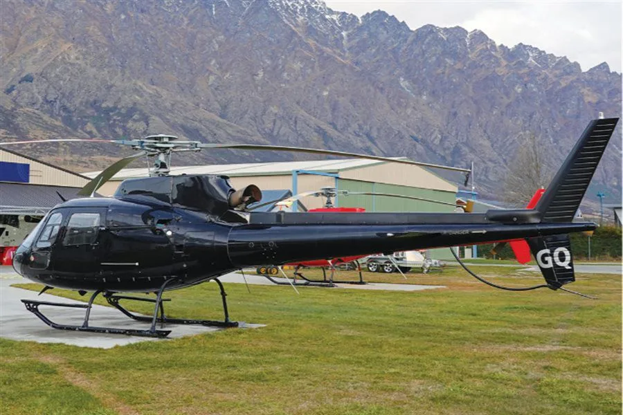 Exterior view of a 1998 Eurocopter AS350 B2.