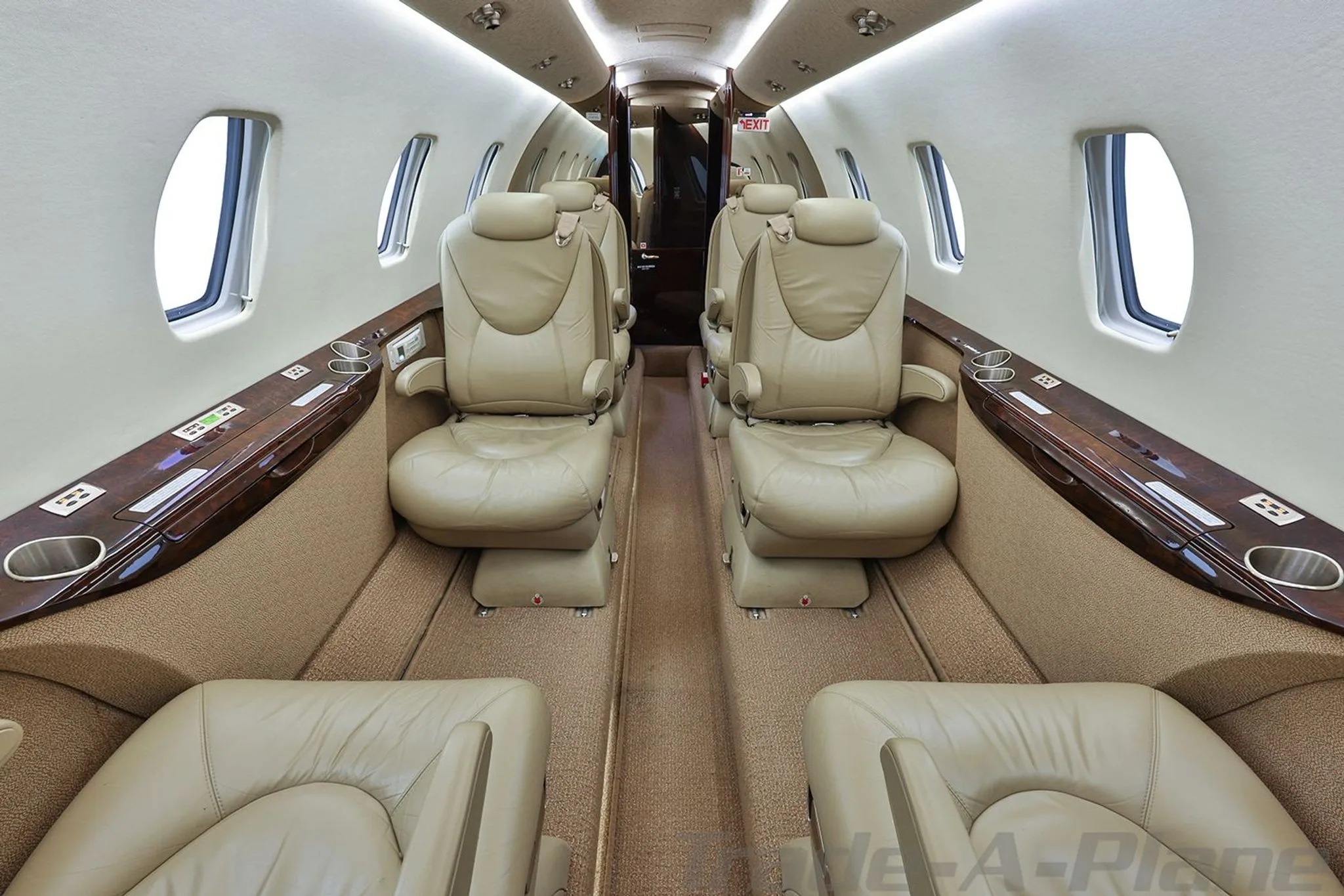 Cabin interior of a 2011 CESSNA CITATION XLS+.