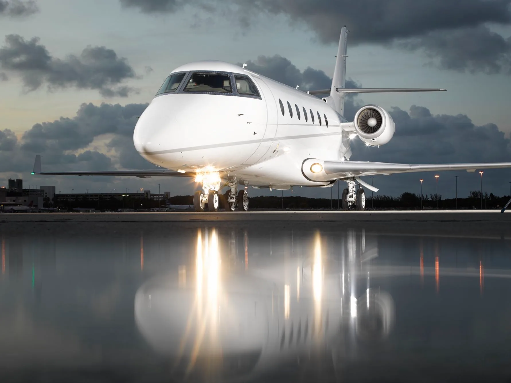 Marketing image of a Gulfstream G200.