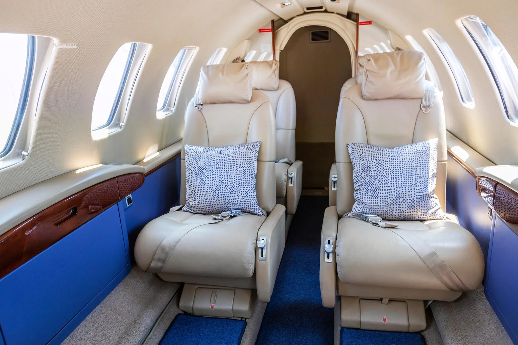 Cabin interior of a 2007 CESSNA CITATION CJ2+.