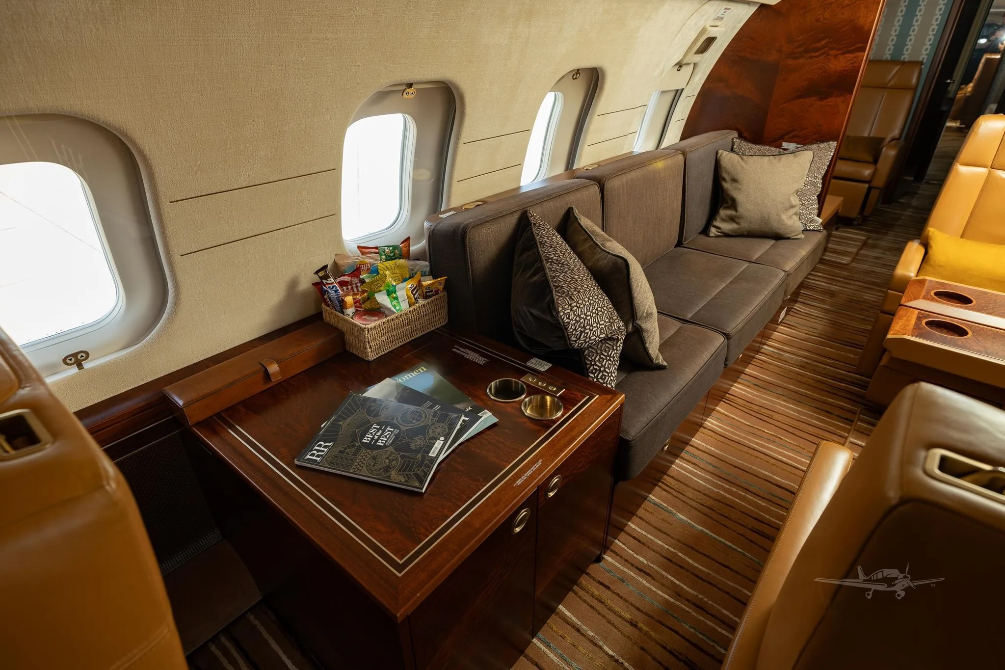 Cabin interior of a 2013 BOMBARDIER GLOBAL 6000.