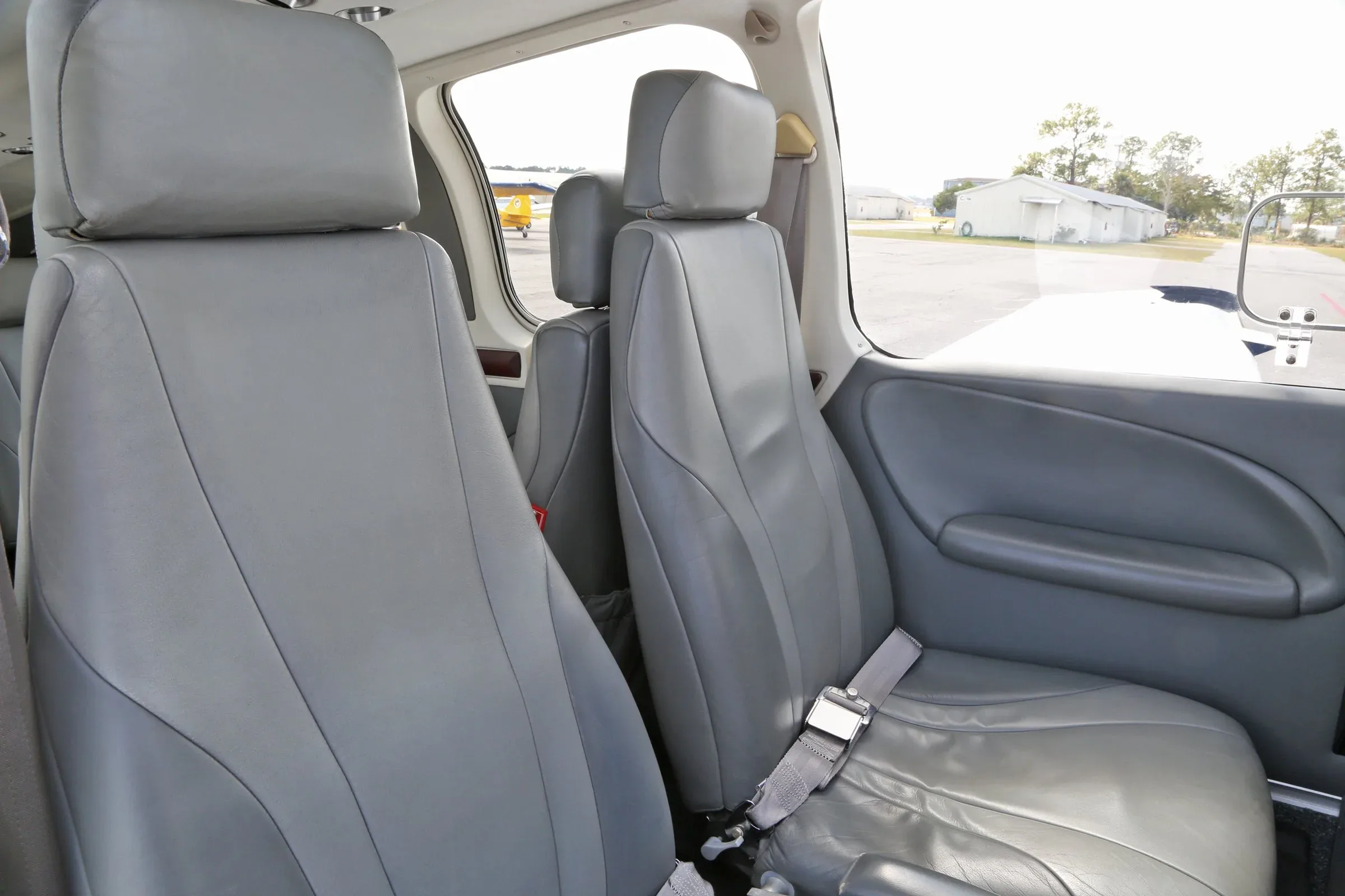 Cabin interior of a 2009 Beechcraft G36 BONANZA w G1000Nxi.