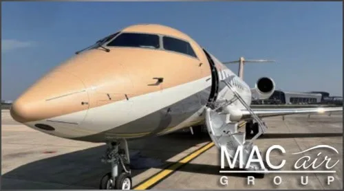 Exterior view of a 2004 Bombardier Challenger 850 – 24.
