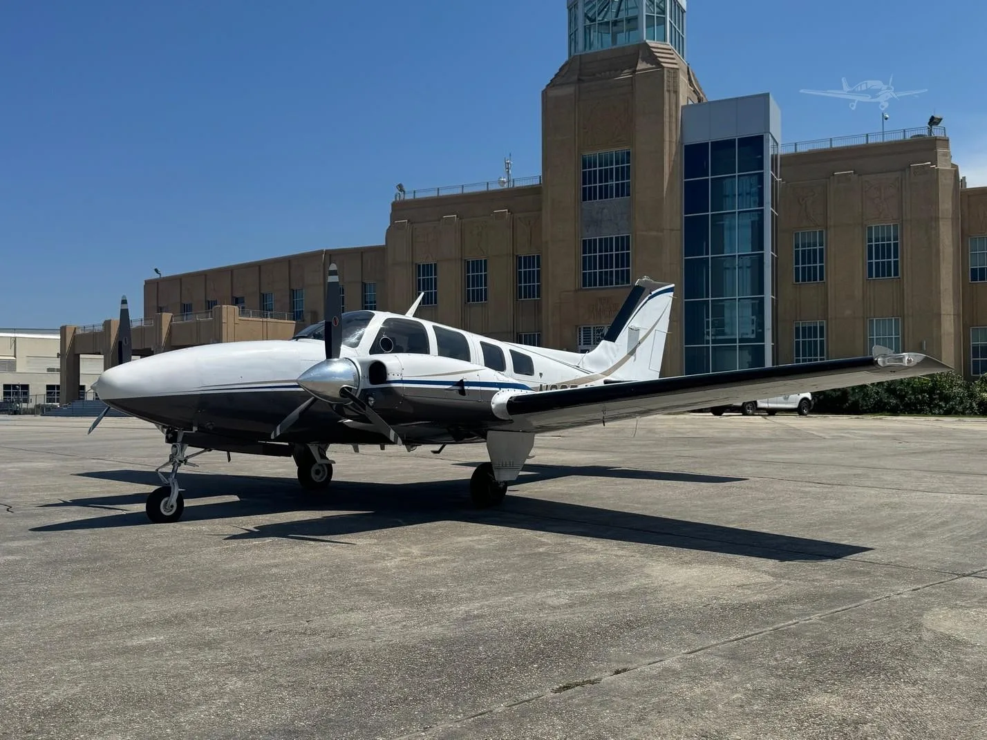 Exterior view of a 1980 BEECHCRAFT 58P BARON, N805JC.