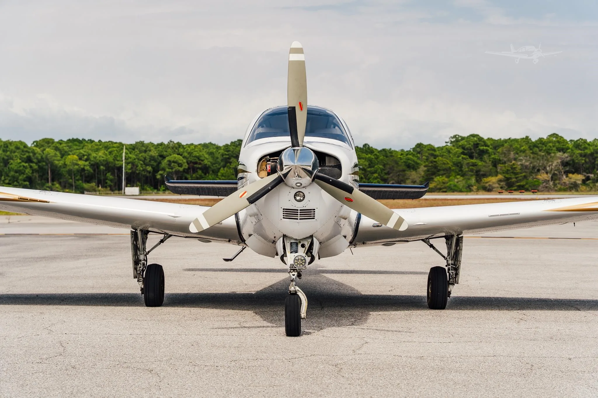 Exterior view of a 2006 BEECHCRAFT G36 BONANZA, N771CG.