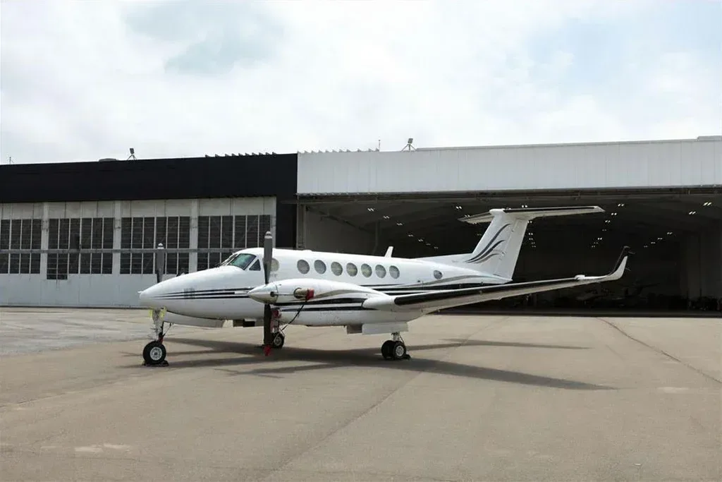 Exterior view of a 1976 Beechcraft King Air, N944TF.