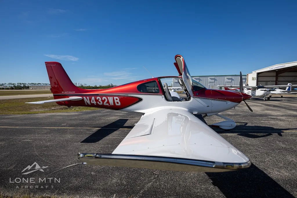 Exterior view of a 2022 Cirrus SR22 G6 GTS.