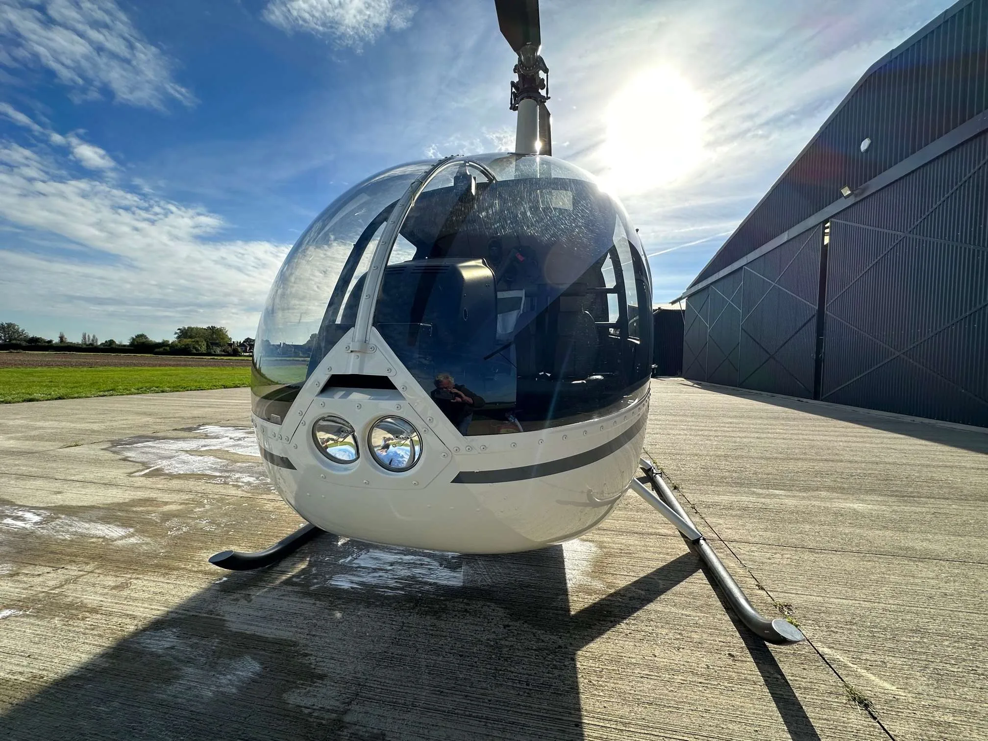 Exterior view of a 2015 Robinson R44 Raven I.