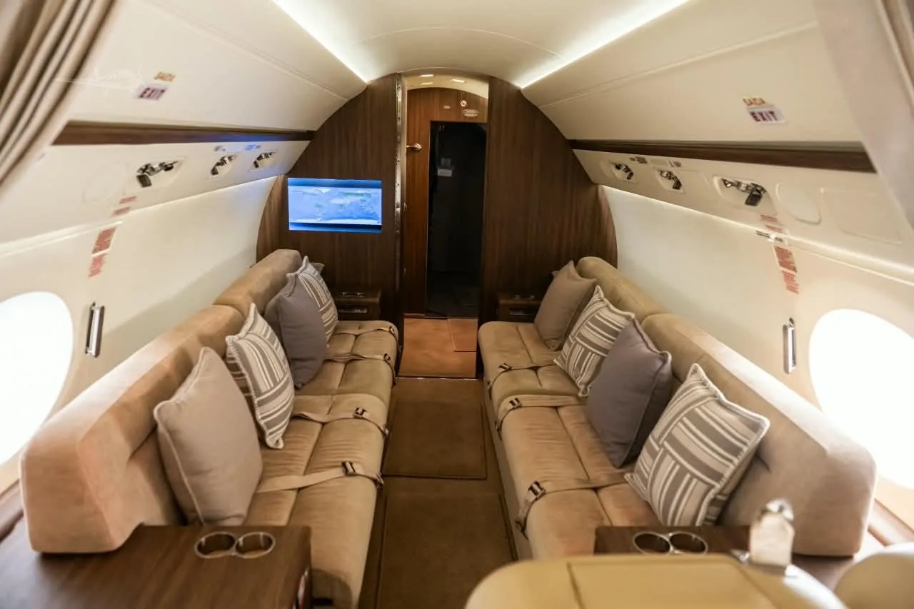 Cabin interior of a 2011 GULFSTREAM G550.