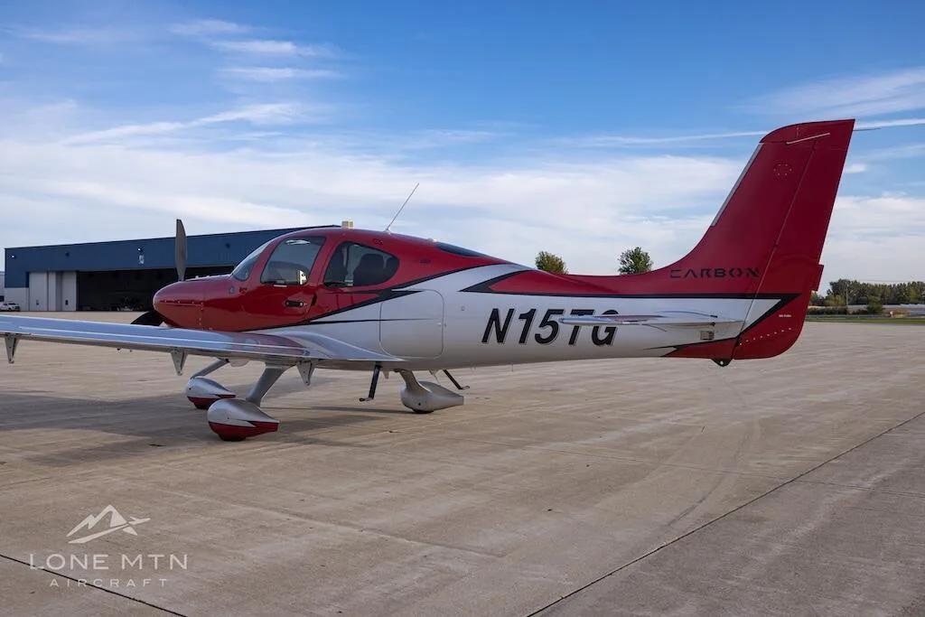 Exterior view of a 2022 Cirrus SR22T G6 GTS.