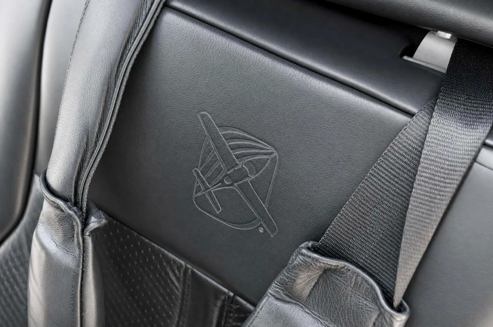 Cabin interior of a 2019 Cirrus SR20 G6.