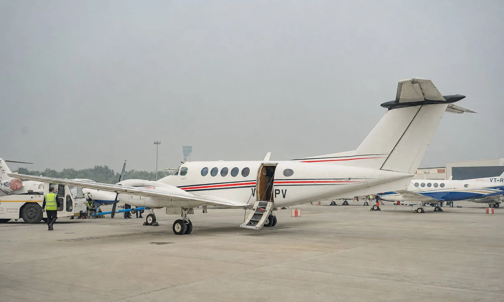 Exterior view of a 2010 Beechcraft King Air B200GT, VT-JPV.
