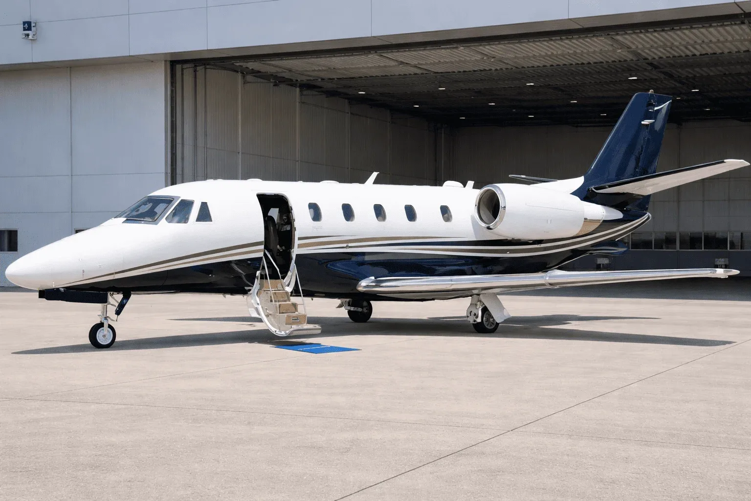 https://aviablink.com/listing/cessna-citation-excel-business-jet-configuration