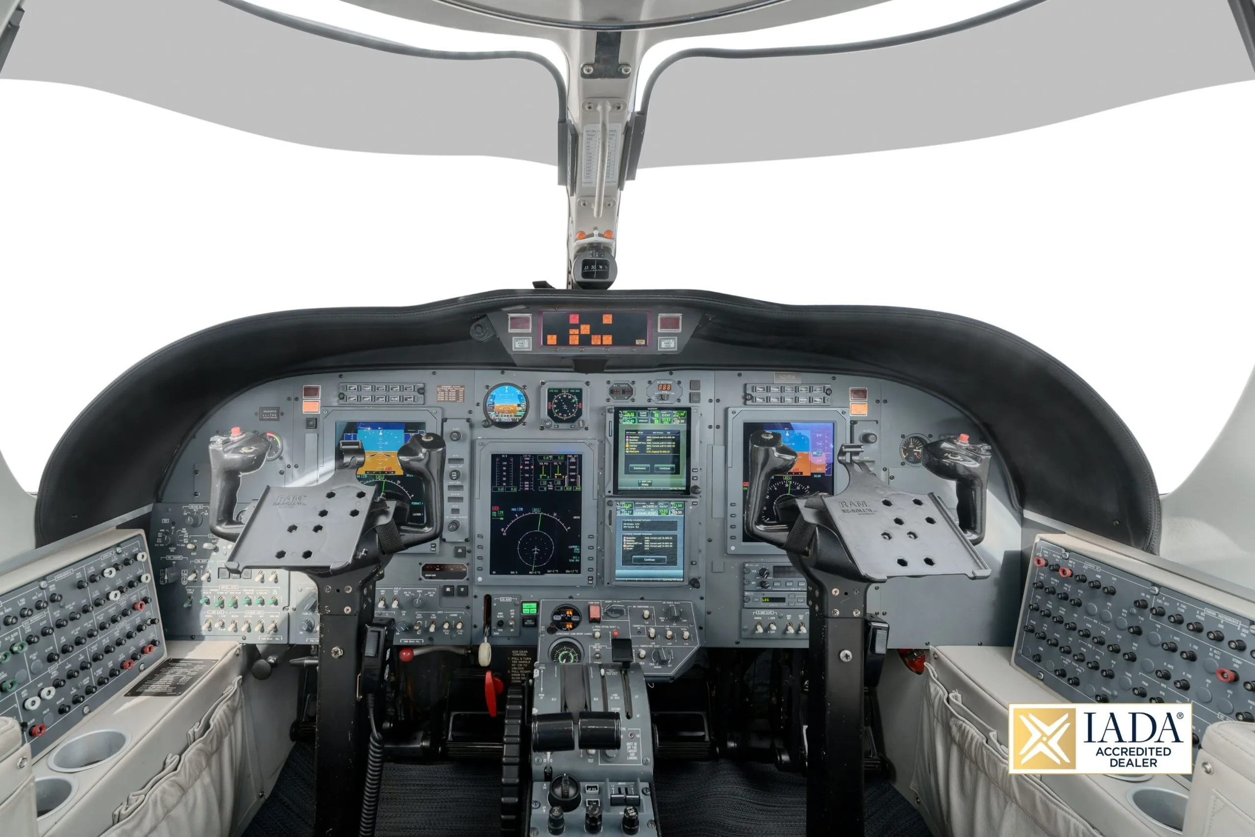 Cockpit and instrument panel of a 2002 Cessna Citation CJ2.