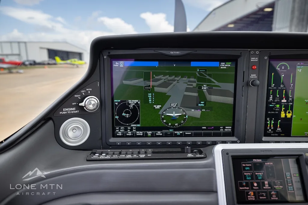 Avionics suite of a 2024 Cirrus SR22 G7 GTS.