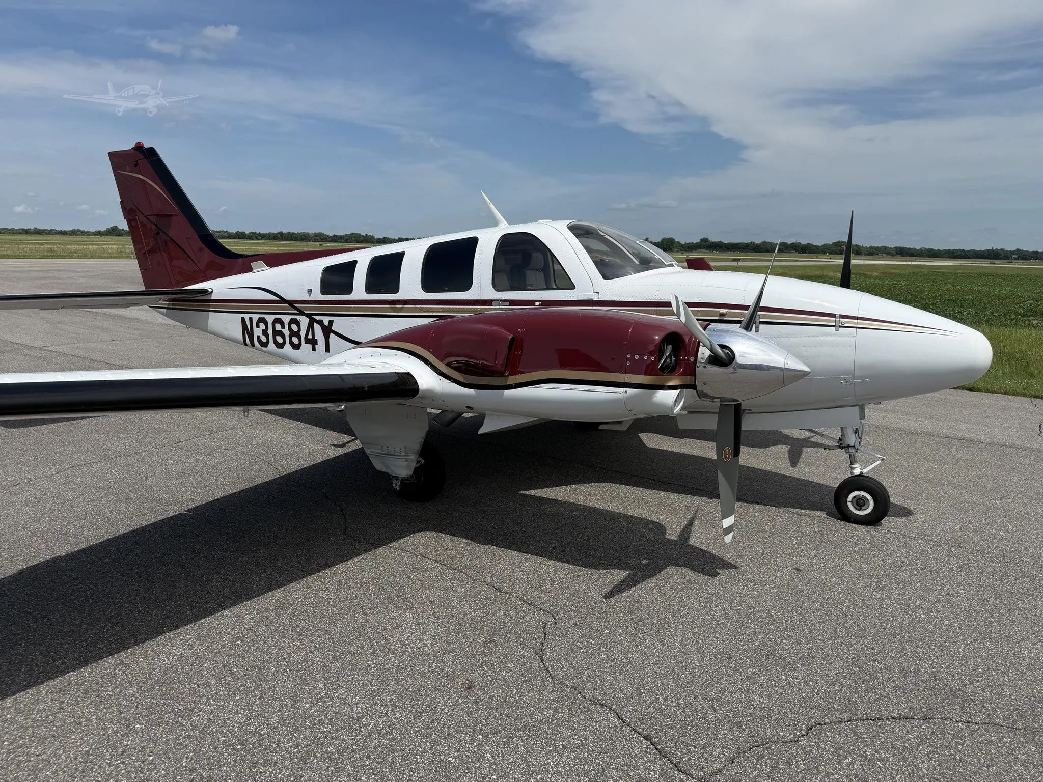 Exterior view of a 1980 BEECHCRAFT 58P BARON, N3684Y.
