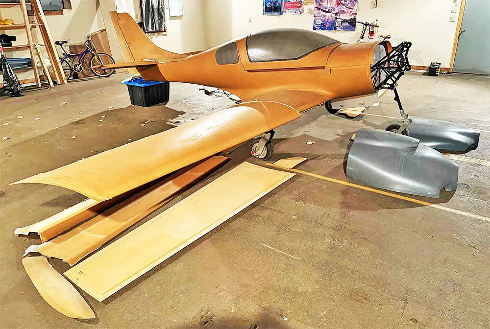 Exterior view of a 1989 Lancair 235.