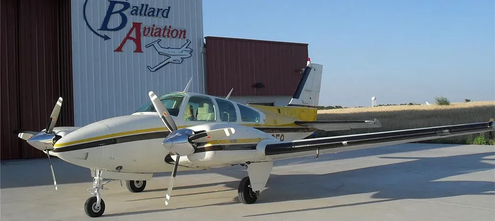 Exterior view of a 1980 Beechcraft B55 BARON.