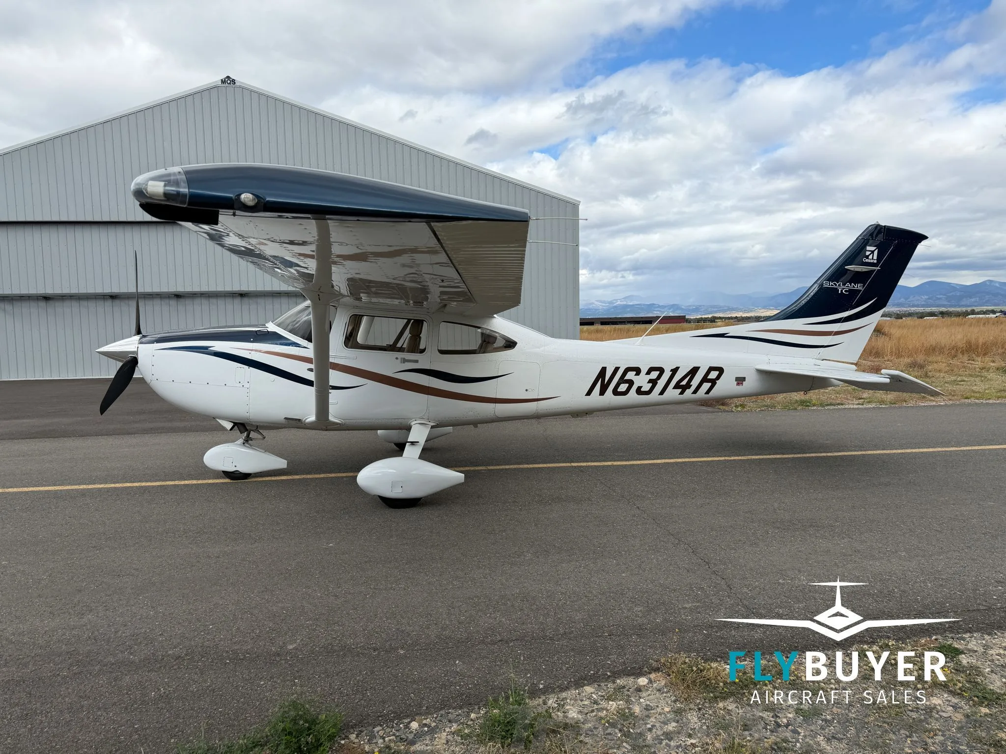Exterior view of a 2008 CESSNA T182T SKYLANE, N6314R.