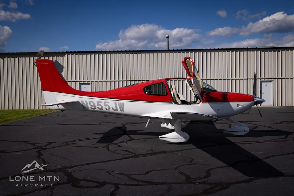 2017 Cirrus SR22 G6
