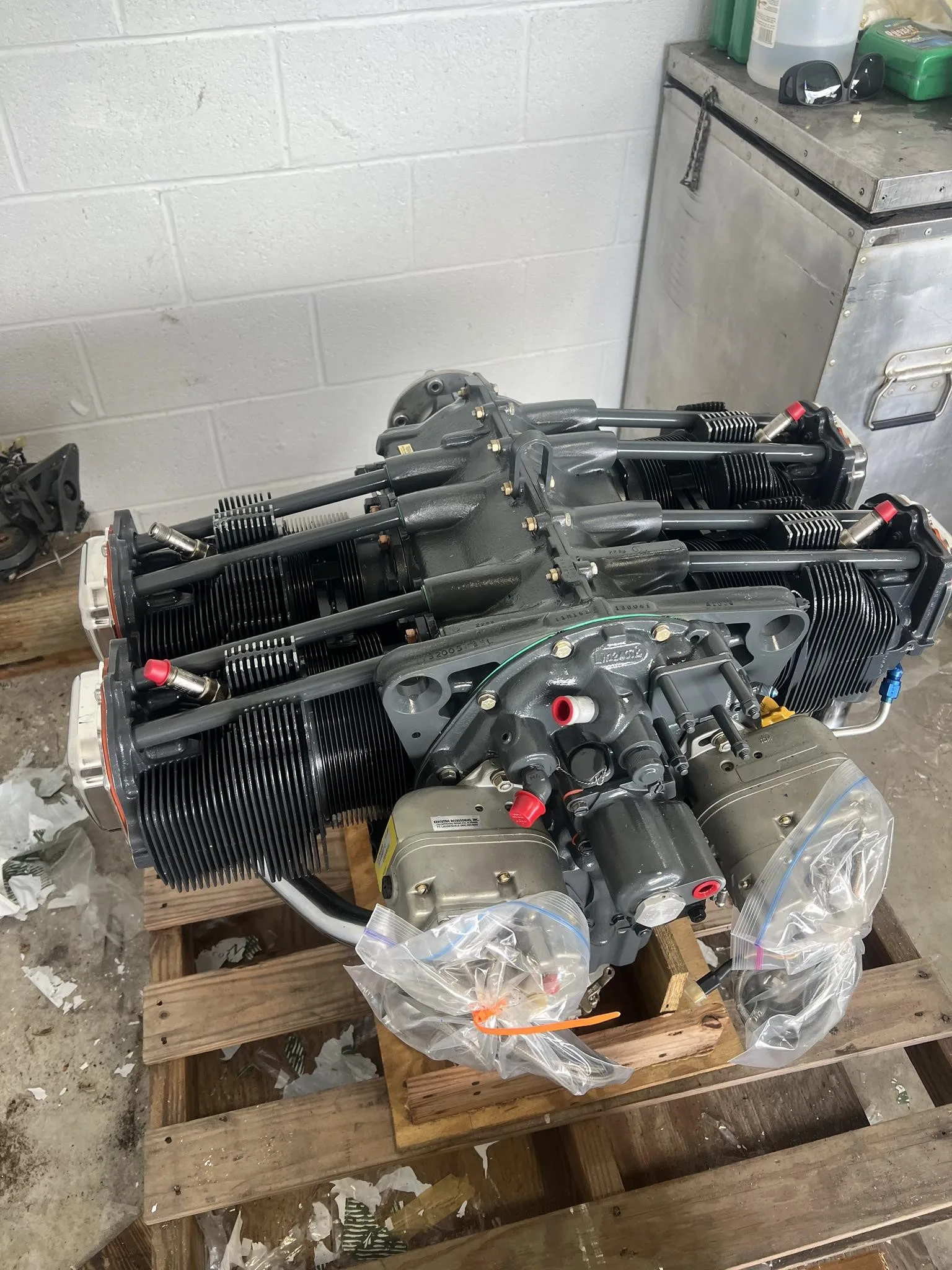 Engine detail of a 1990 ROBINSON R22 BETA.