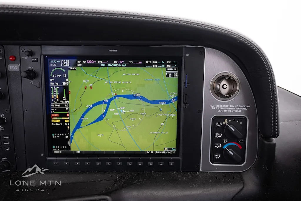 Avionics suite of a 2014 Cirrus SR22 G5.