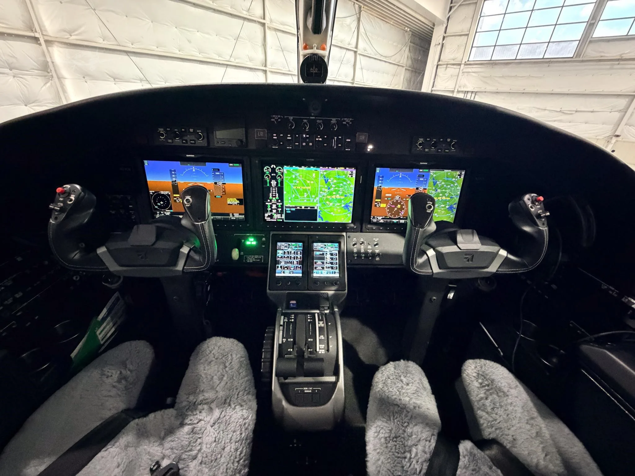 Cockpit and instrument panel of a 2023 CESSNA CITATION CJ3+.