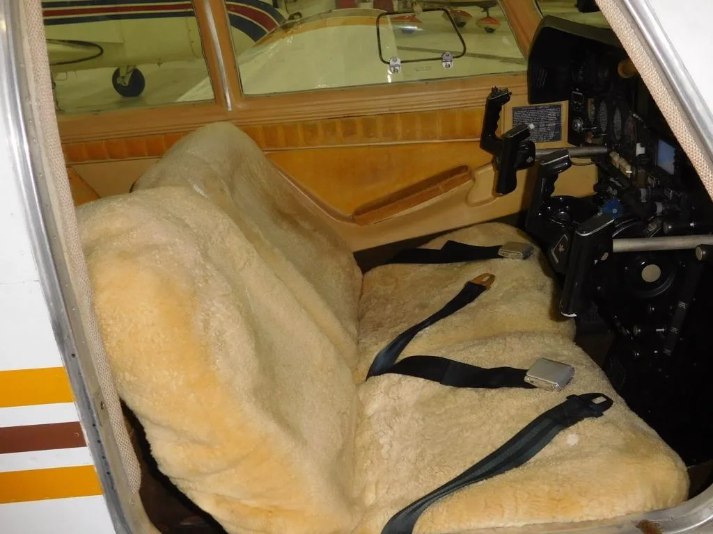 Cabin interior of a 1977 Mooney 201 - N201FT Aircraft.