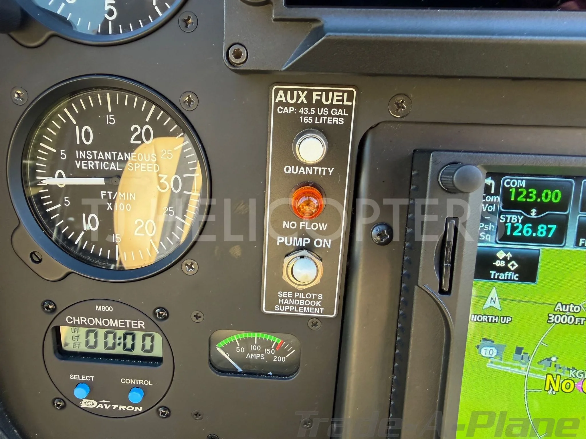 Cockpit and instrument panel of a 2018 ROBINSON R66.